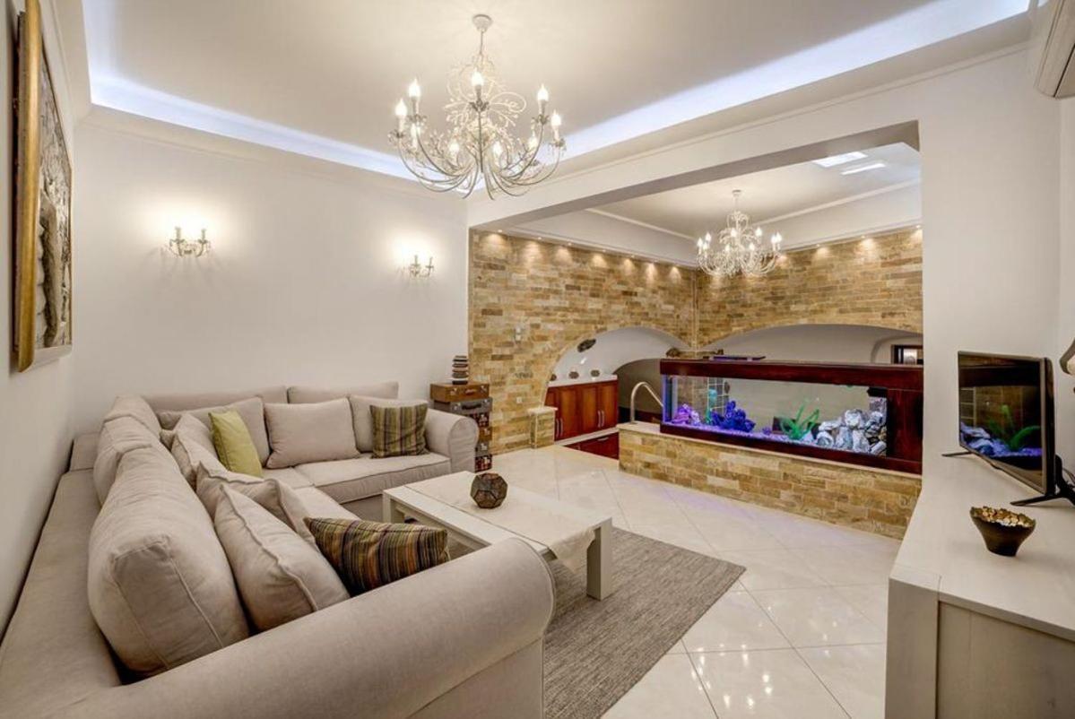 Family Villa Shs Fira  Exterior photo